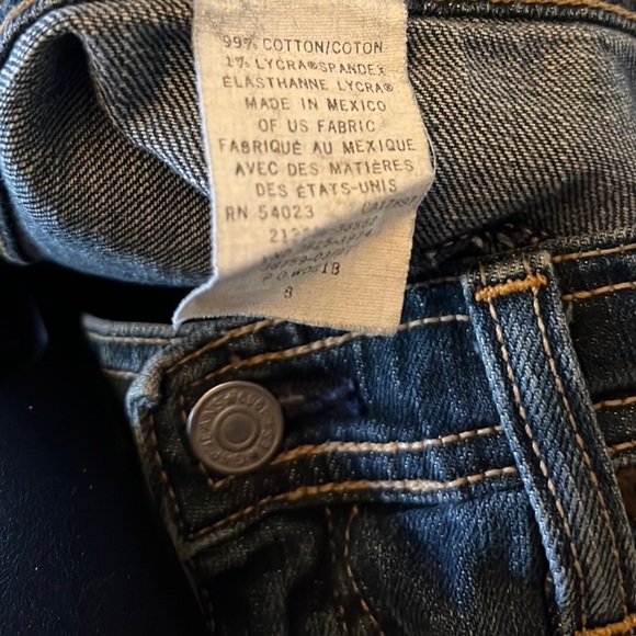 Gap Faded Distressed Denim Mini Skirt Sz 8 - Picture 5 of 5